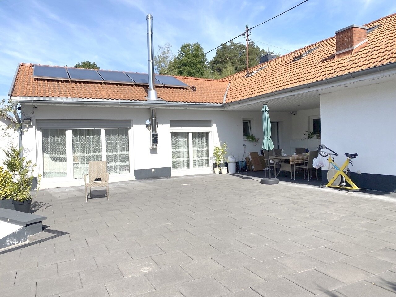 Kaiserslautern-Sembach: Modernes, geräumiges Haus(EG u. DG) zu vermieten! Kaiserslautern-Sembach: Modernes, geräumiges Haus(EG u. DG) zu vermieten!